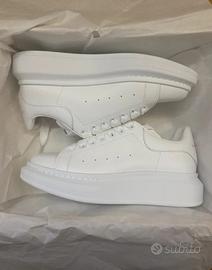 Alexander McQueen Bianche