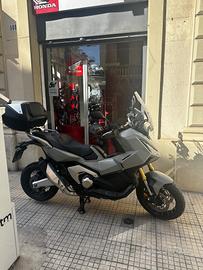 Honda X-ADV 750 ABS dct 2025