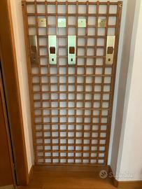 Attaccapanni in legno
