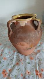 Antica brocca in terracotta 