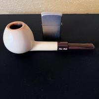 Pipa in Schiuma Fikri Baki