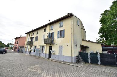 2 LOCALI A FONTEVIVO