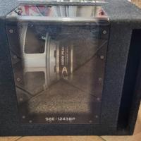 Subwoofer e due amplificatori 