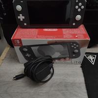 NINTENDO SWITCH LITE 