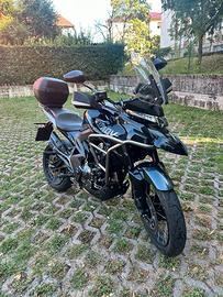 Moto Zontes ZT350T2 2023 poco usata 13 milla km