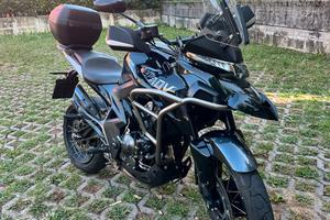 Moto Zontes ZT350T2 2023 poco usata 13 milla km
