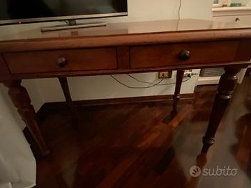 Scrivania antiquariato