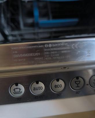 Pompa/resistenze lavastoviglie Bosh SMV64M20EU/01