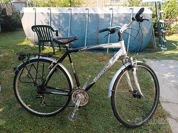Bici da trekking/city bike Bottecchia Tenuta bene