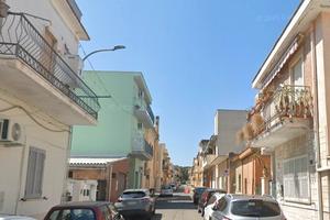 Nettuno accogliente trilocale arredato