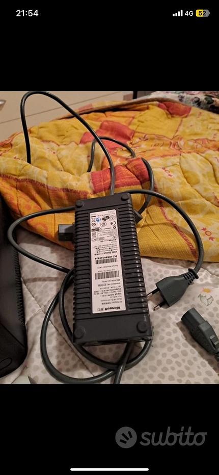 Cavo AV Xbox 360 originale - Audio/Video In vendita a Messina