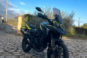 Benelli trk 702x