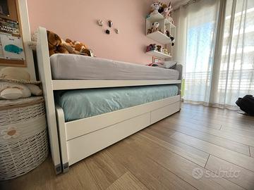 Letto rialzato doppio sovrapposto marca Nidi