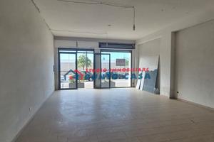 VIALE DELLA PROVINCIA - Locale commerciale al P.T