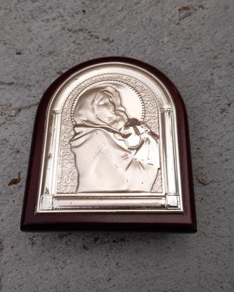 Icona sacra raffigurante la Madonna con il Bambino
