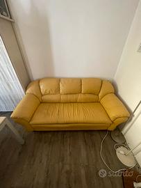 Divano in pelle Giallo
