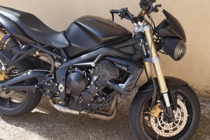 Triumph street triple 675