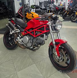 MONSTER S2R 800 PATENTE A2
