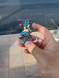 Pokémon Mega Lucario EX Statuina Originale