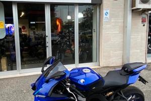 Yamaha YZF R9 style pack e akrapovic