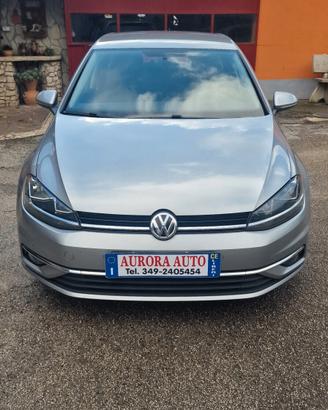 Volkswagen Golf 1.0 TSI 115 CV 5p. Business BlueMo