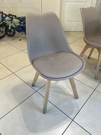 Sedie usate color tortora