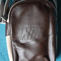 Borsino Nike