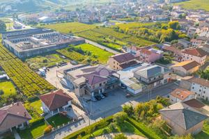 MAGAZZINO A MONTEFORTE D'ALPONE