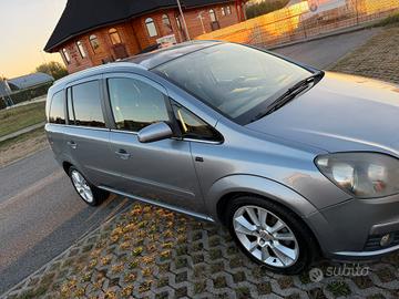 opel zafira b 