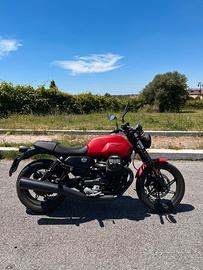 Moto Guzzi V7 Stone E5