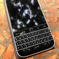Blackberry Classic - 4G con tastiera fisica