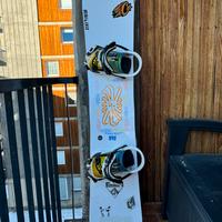 Tavola Snowbaord GNU 155 + attacchi Nidecker