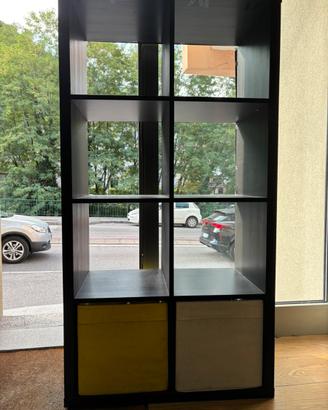 Armadio in legno nero Ikea