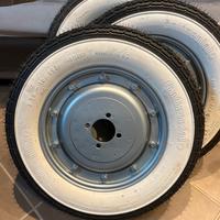 Cerchi e pneumatici vespa vs4