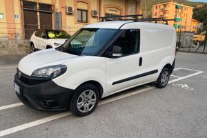 Fiat doblo 1.6 mjet 105 cv 3 posti