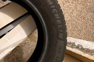 Pneumatici invernali Michelin alpin 185/65 R15