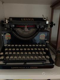 Macchina per scrivere URANIA