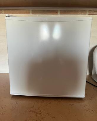Mini frigo tillreda Ikea