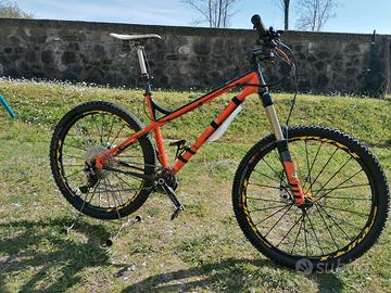 Mountain bike Enduro Front Production - Privee