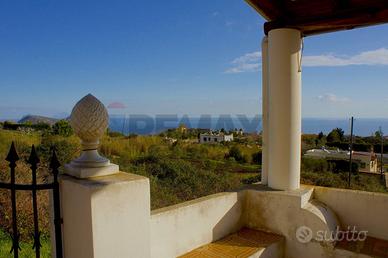 Villa singola - Lipari
