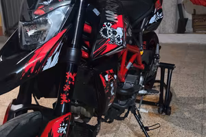 Ducati hypermotard 2023