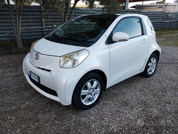 Toyota iQ 1.0 High