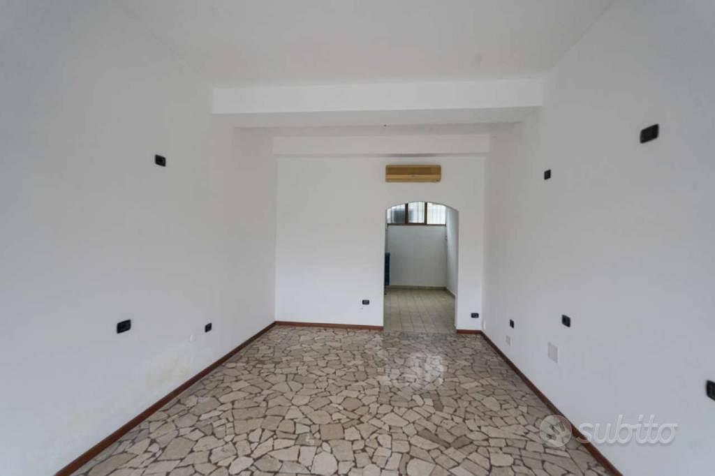 Immobile di 38 m² con 2 locali a Ambivere - Altro