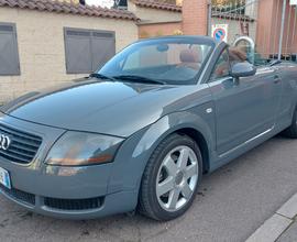 AUDI TT Roadster 1.8T 180cv S-Line