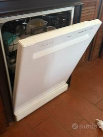Lavapiatti whirlpool