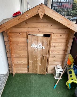Casetta per bimbo in puro legno di abete