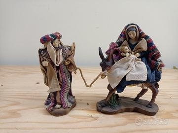 Presepe Pastori Fuga in Egitto vestita 16 cm