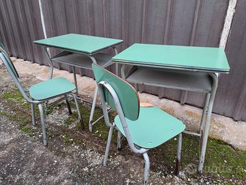 banco scuola con sedia