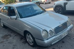 MERCEDES Classe E (W/S210) - 1996
