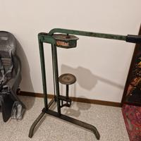 Tappatrice a colonna MONDIAL